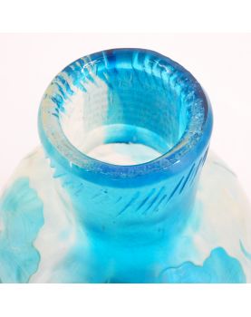 Vase Iris Bleue Cristallerie de Pantin