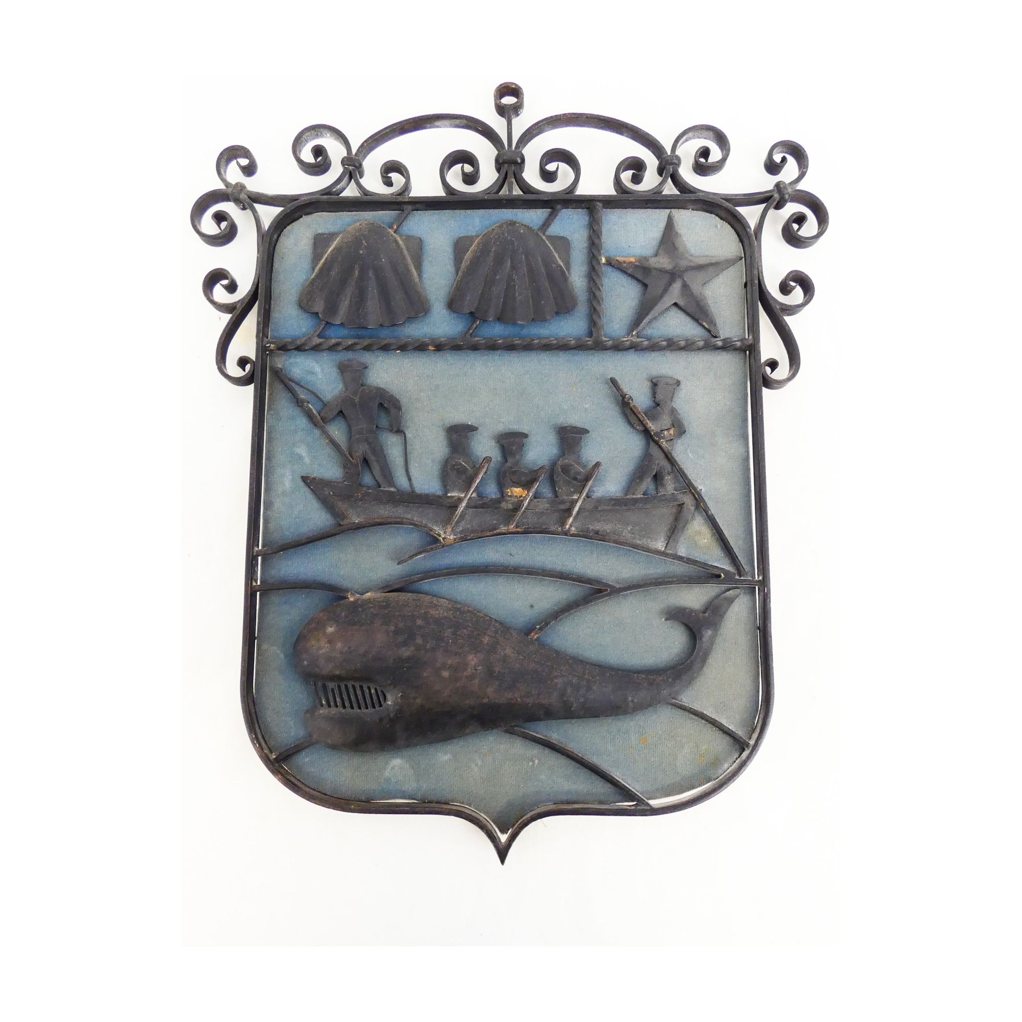 Blason Armoirie en Métal Décor à la Baleine Blason Armoirie en Métal Décor à la Baleine