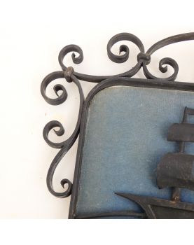 Blason Armoirie en Métal Noir Décor au Lion