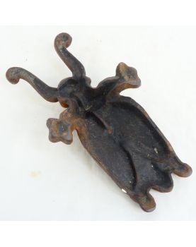 Tire Botte Scarabée en Fonte