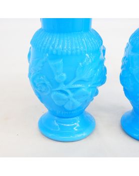 Paire de Petits Vases en Opaline Bleue