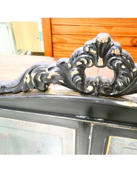Black Display Cabinet with 2 Glass Doors and Key