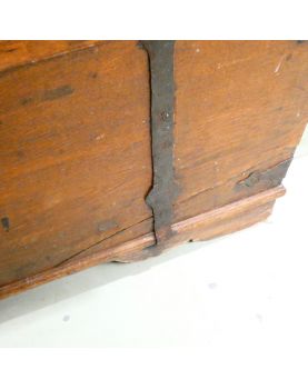 Coffre Bombé XIX 1853 avec Clé