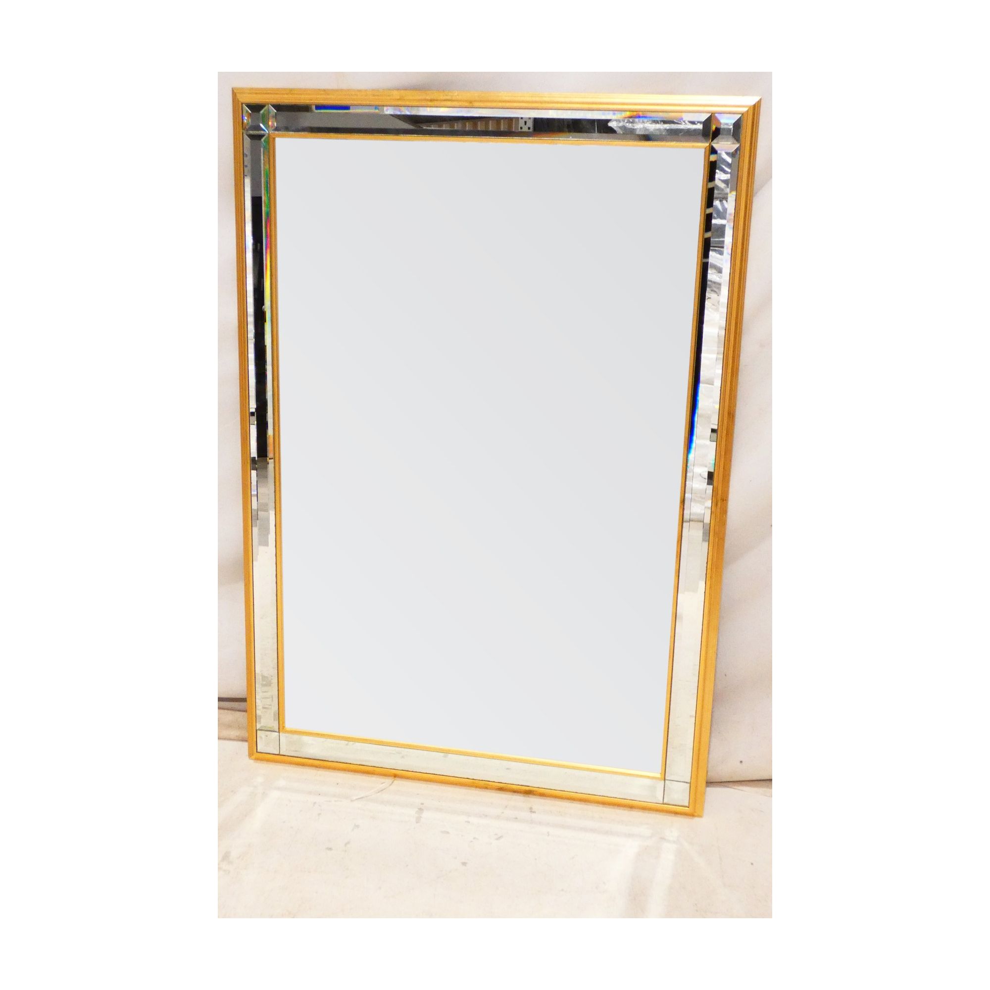 Miroir Rectangulaire à Parcloses Cadre Doré Biseauté Miroir Rectangulaire à Parcloses Cadre Doré Biseauté