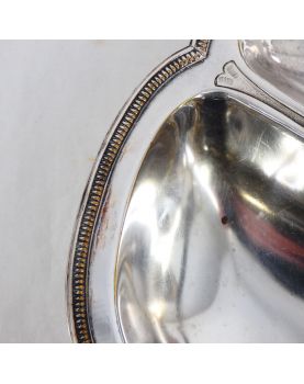Mendant dish in Silver metal