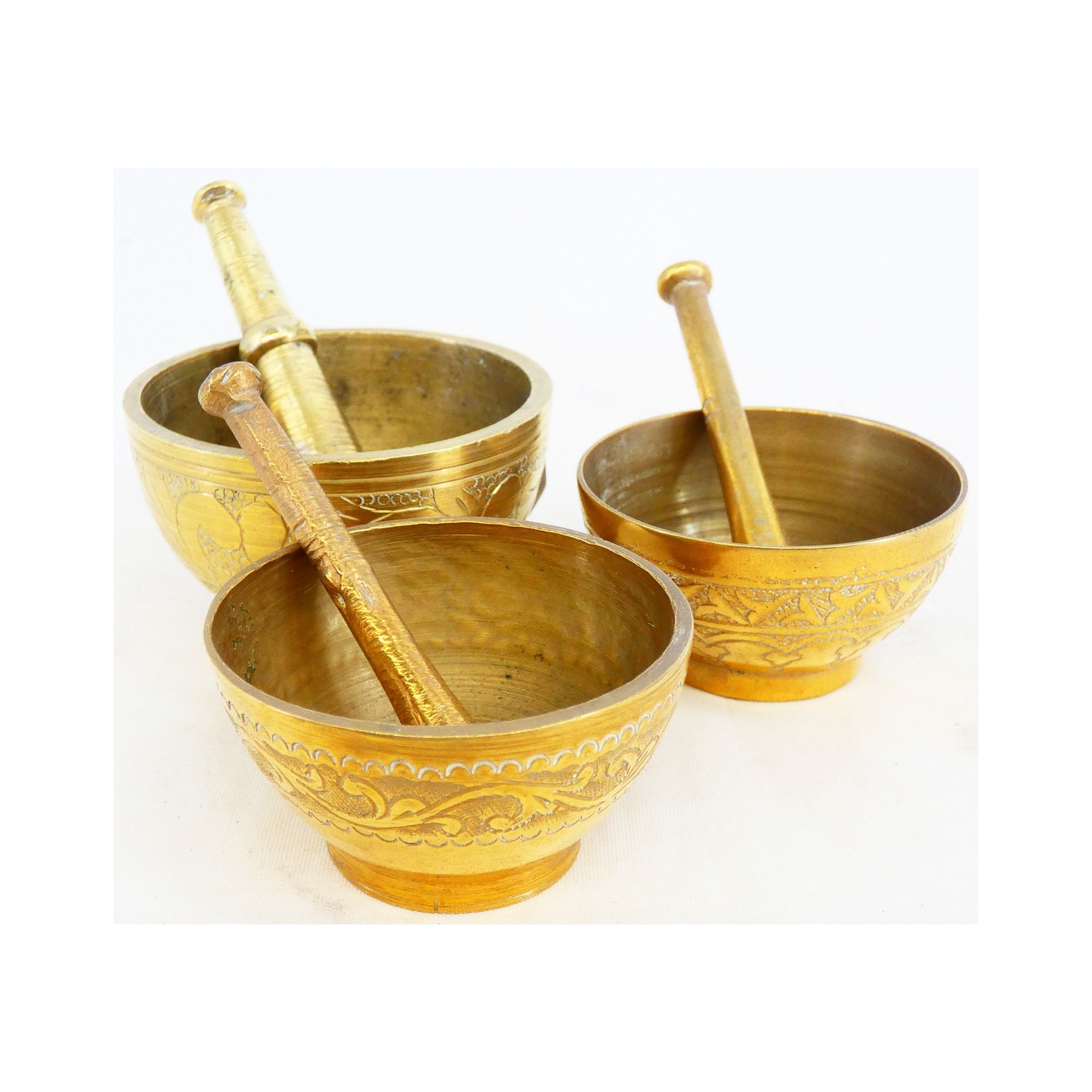 Lots de 3 Petits Mortiers en Laiton Lots de 3 Petits Mortiers en Laiton