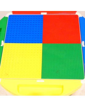 Petite Table Lego