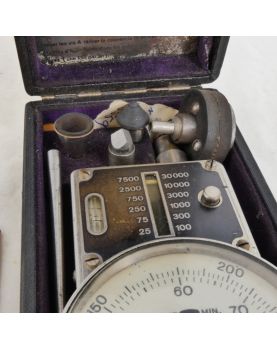 Ancien Comparateur à Cadran dans son Étui ZIVY Paris
