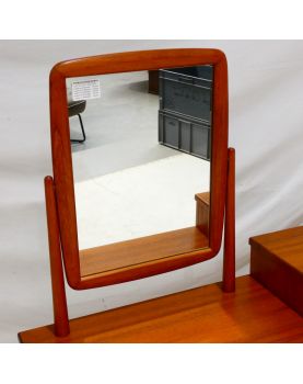 Coiffeuse Française Style Scandinave