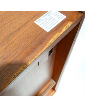 Bibliothèque 2 Portes Coulissantes avec Intérieur Transformé Pieds Métal Noir