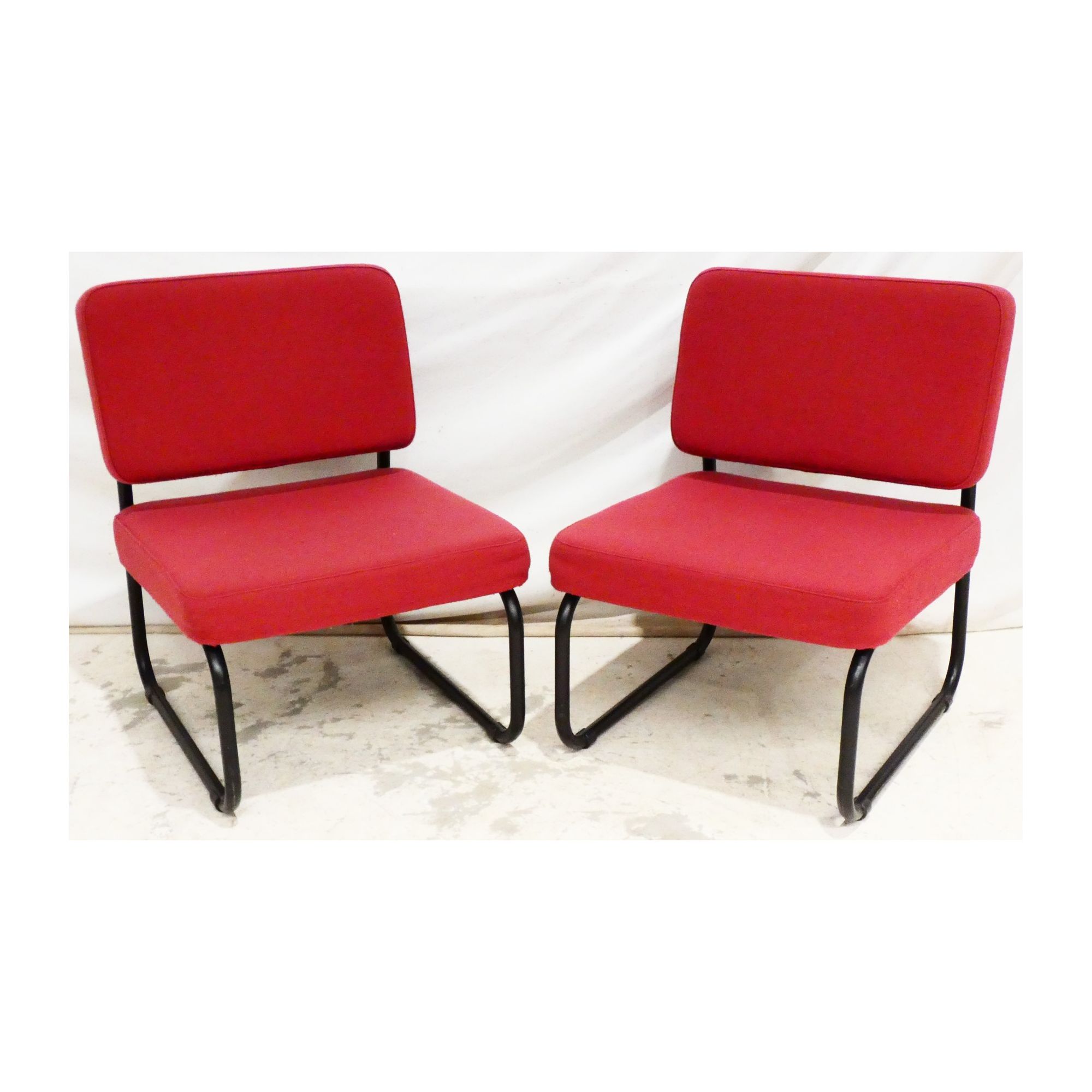 Pair of Heated Raspberry Fabric Seat Tube Pair of Heated Raspberry Fabric Seat Tube