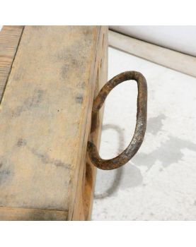 Caisse Allemande en Bois