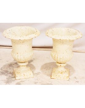 Paire de Vases Médicis Blancs
