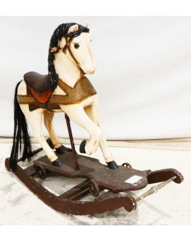 Ancien Cheval à Bascule