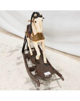 Ancien Cheval à Bascule