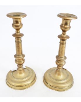 Paire de Bougeoirs en Bronze