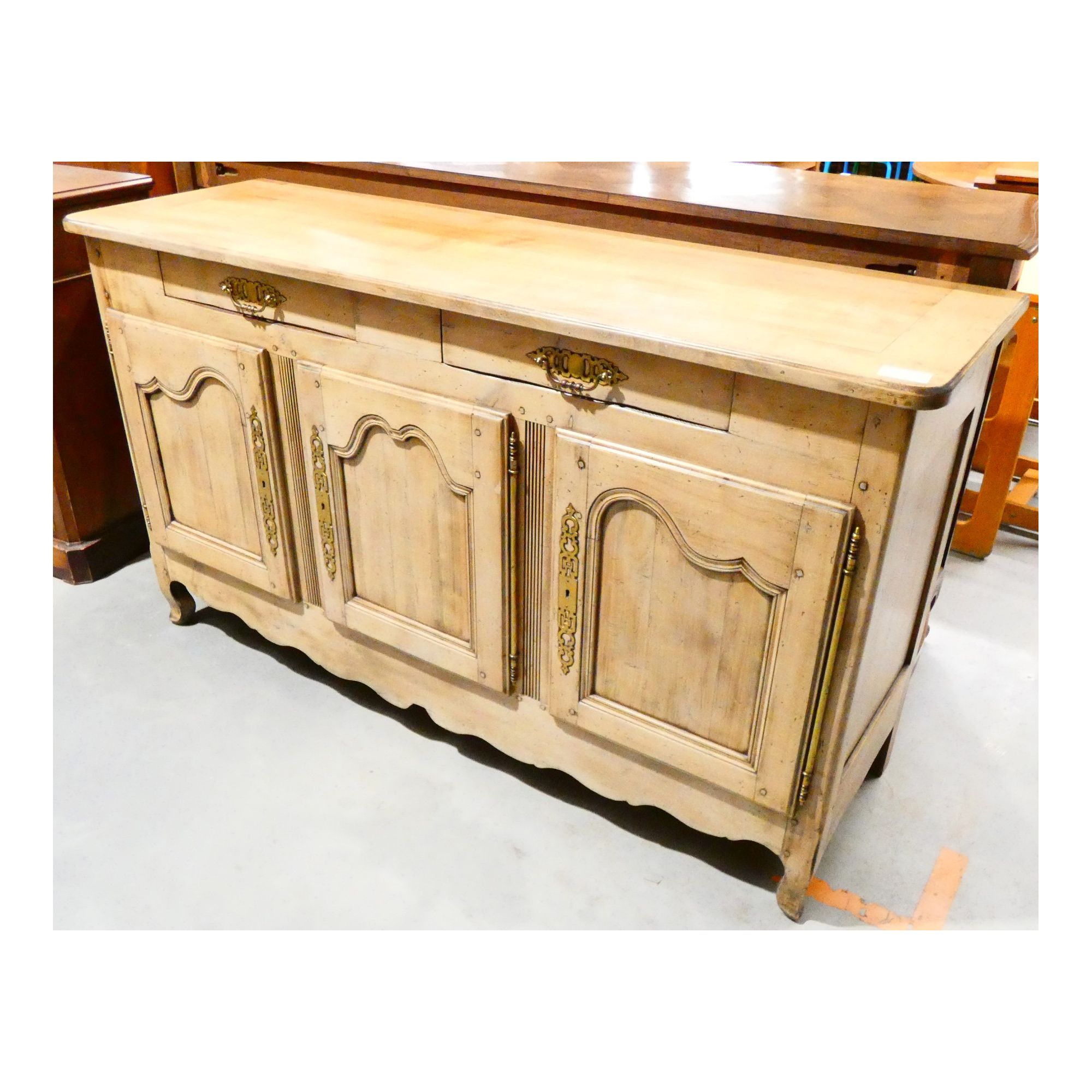 Sideboard 3 Doors with Key Sideboard 3 Doors with Key