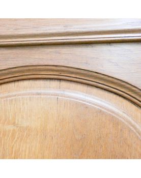 Bonnetière in Oak  Door Moulded