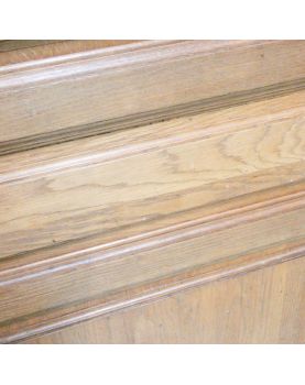 Bonnetière in Oak  Door Moulded