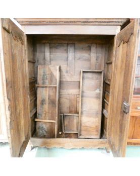Norman cabinet in Oak with Key