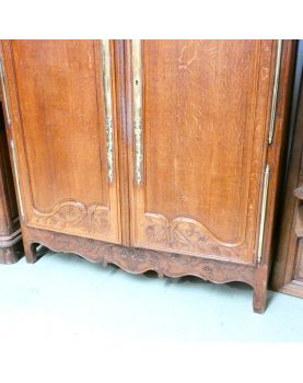 Armoire Normande en Chêne avec Clé