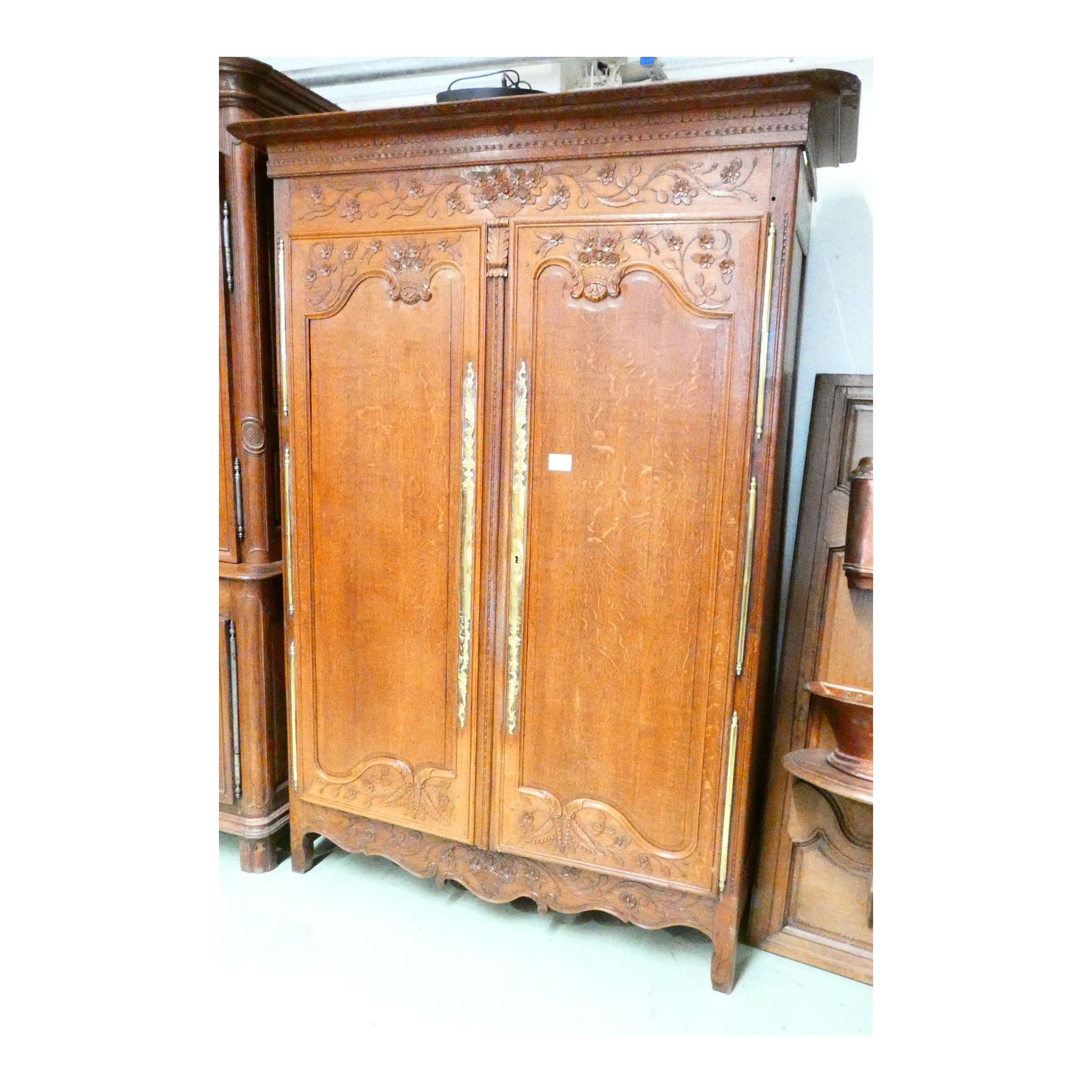 Armoire Normande en Chêne avec Clé Armoire Normande en Chêne avec Clé
