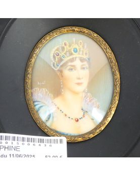 Joséphine Miniature