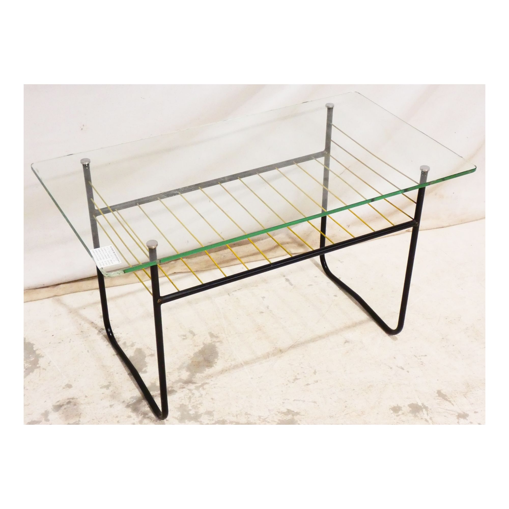 Table Basse Dessus Verre et Piétement en Métal Noir Table Basse Dessus Verre et Piétement en Métal Noir