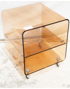 Petit Bout de Canapé en Plexiglass sur Roulettes
