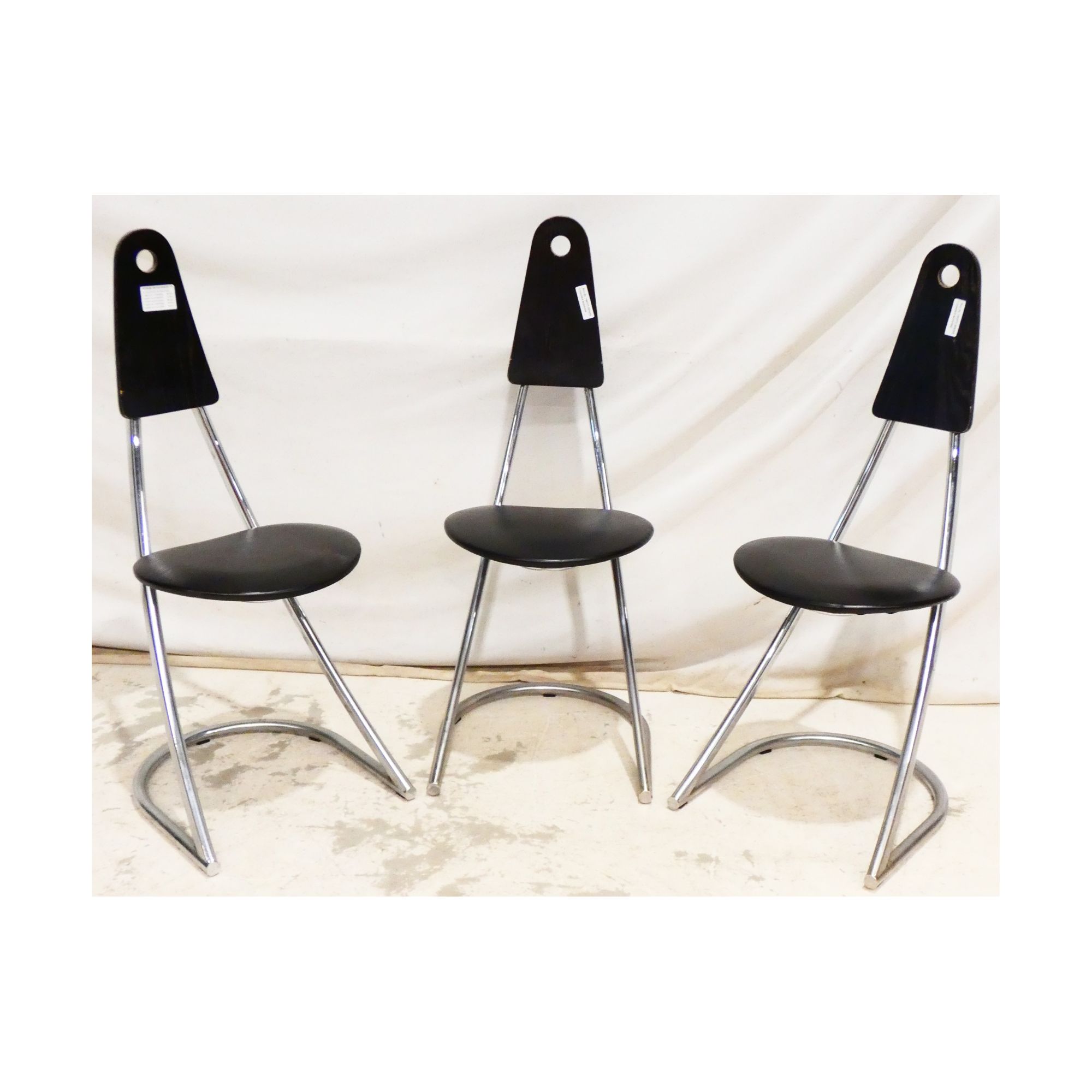 Série de 3 Chaises Moderne en Chrome Série de 3 Chaises Moderne en Chrome