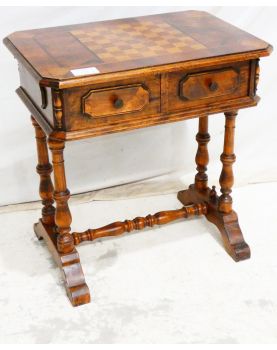 Petite Table Échiquier avec Pions en Accessoires