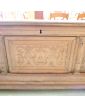 Box in Oak Façade Sculpted