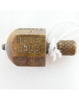 Old Small Toupie de Bar