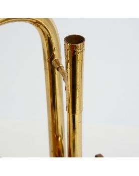 Trompette AMATI avec Embout dans son Étui