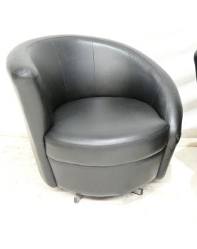 Paire de Fauteuils Design Noirs Pivotant