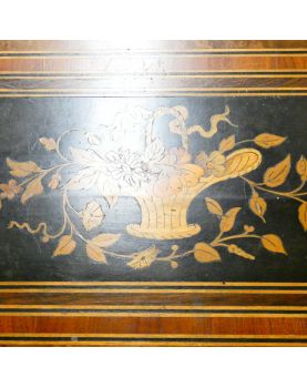 Napoleon III Marquetry Worker Without Key