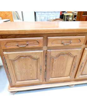 Rustic Oak Sideboard with 4 Doors and Key