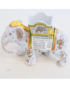 Éléphant en Faïence de Boulogne Vers 1920