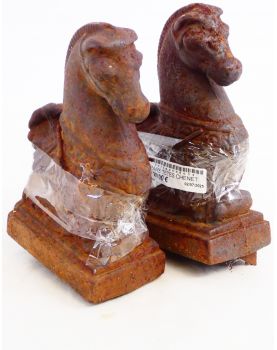 Pair of Head of Chenets Decor aux Chevaux