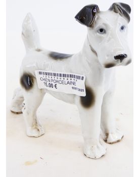 Chien en Porcelaine