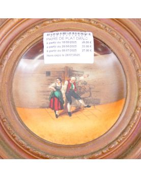 Paire de Plats Décoratif XIXe Siècle en Porcelaine et Laiton Repoussé