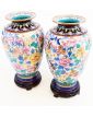 Paire de Vases Cloisonnés Asie avec Support en Bois
