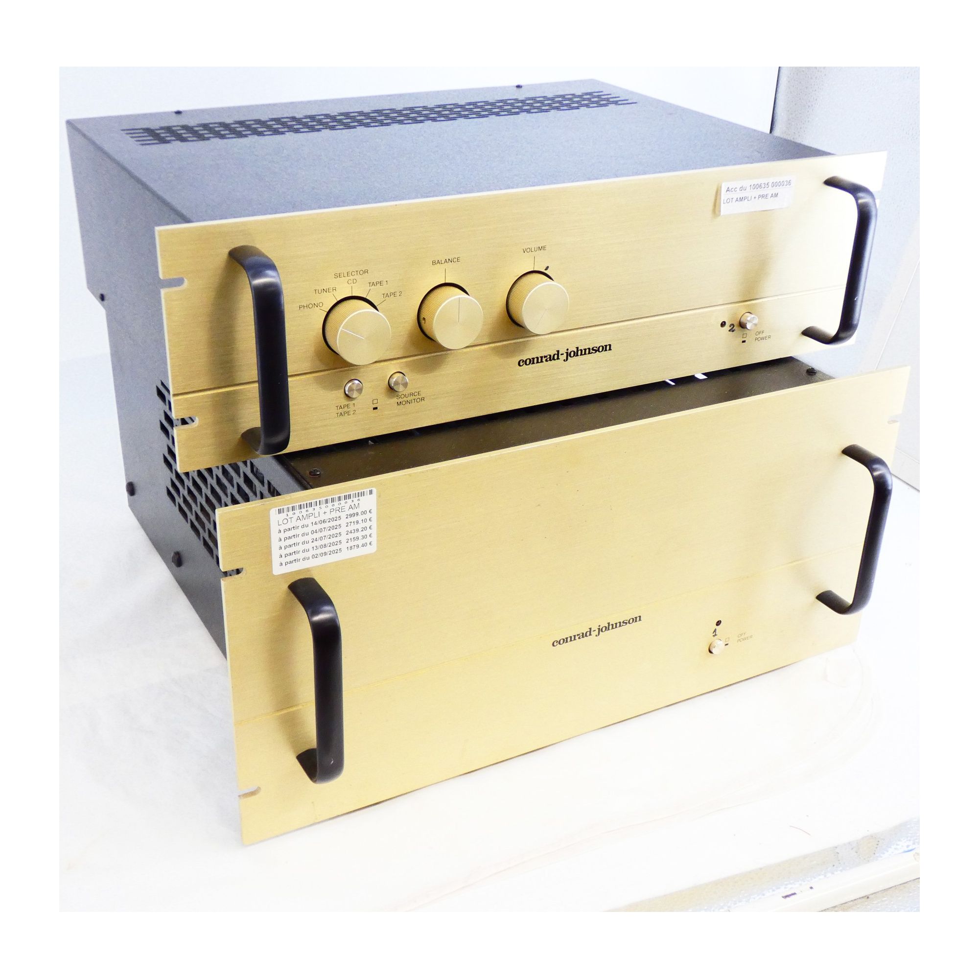 Conrad JOHNSON Amplifier and Pre-Amplifier Set with Wiring Conrad JOHNSON Amplifier and Pre-Amplifier Set with Wiring