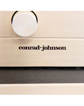 Lot Ampli et Pré Ampli Conrad JOHNSON avec Câblages