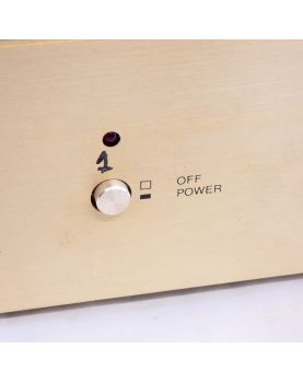 Conrad JOHNSON Amplifier and Pre-Amplifier Set with Wiring