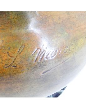Paire de Vases en Régule Signés sur Socle en Marbre Par Auguste MOREAU