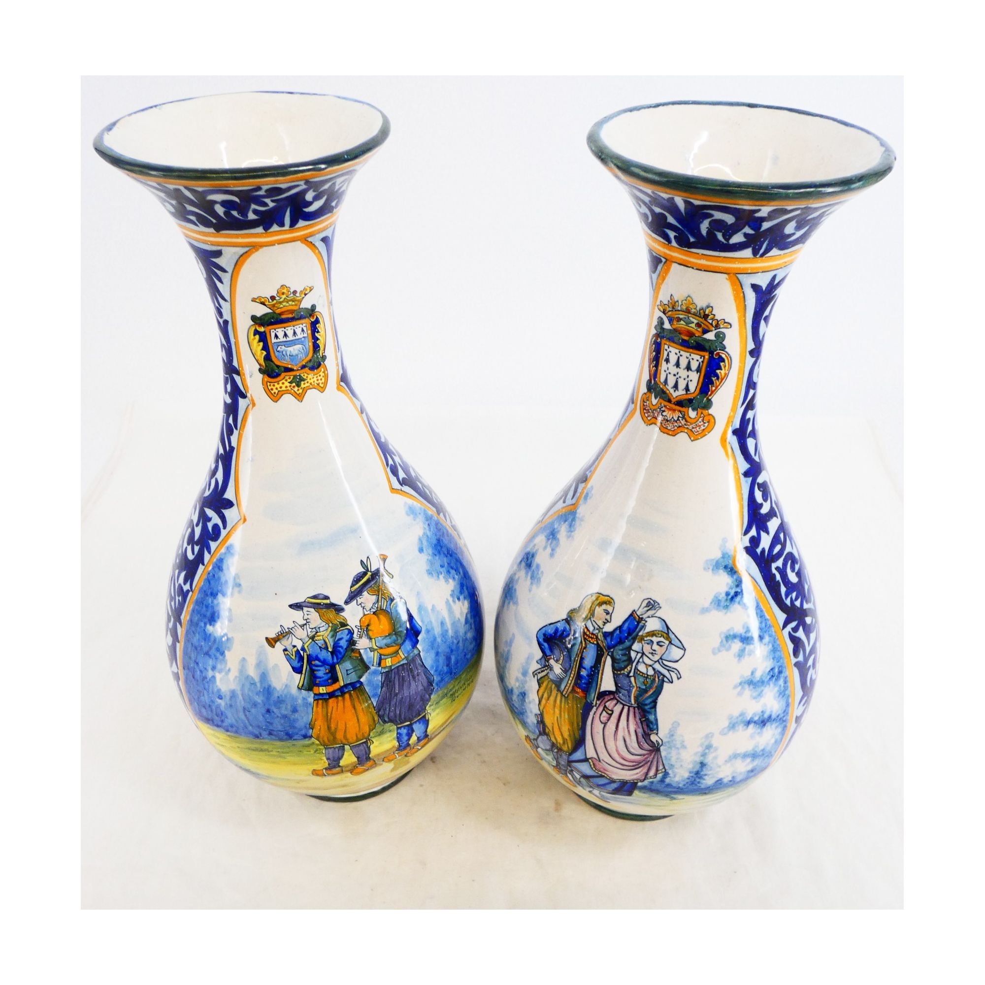 Paire de Vases QUIMPER Paire de Vases QUIMPER