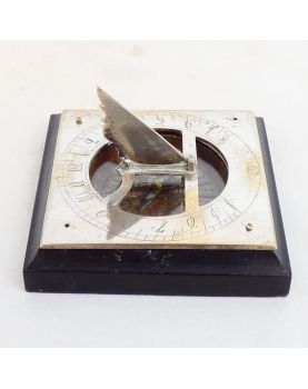 Small Sundial with Compass