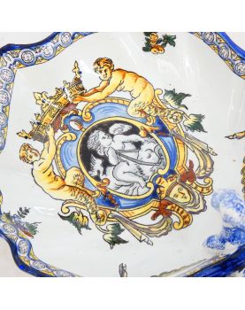 GIEN Servant Renaissance Decor