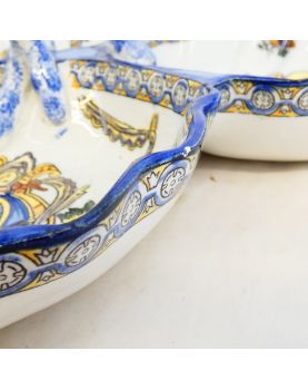 GIEN Serviteur Décor Renaissance